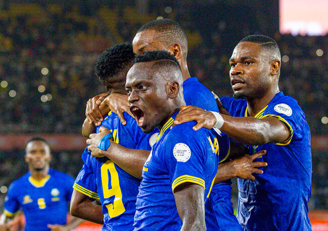 Màn thư hùng kịch tính Mauritania vs Tanzania